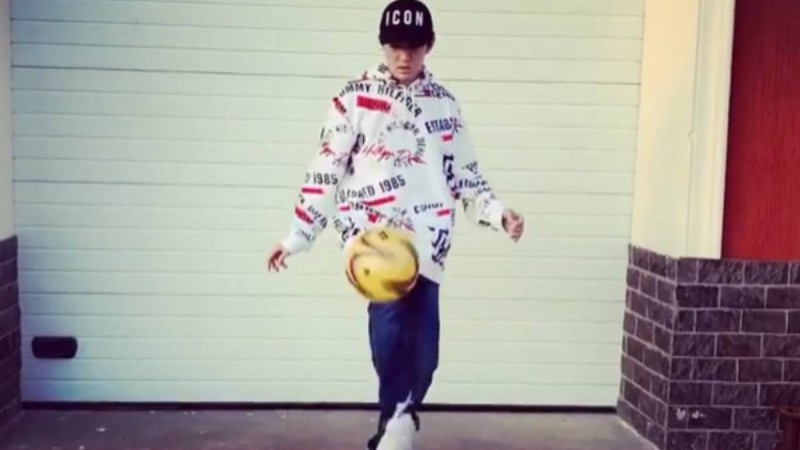 Димаш Құдайберген тыңдармандарын спорттық қырымен таң қалдырды - Қазақстан жаңалықтары