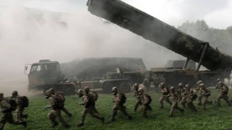 Қытай Тайвань аралына шабуылға дайындалып жатыр