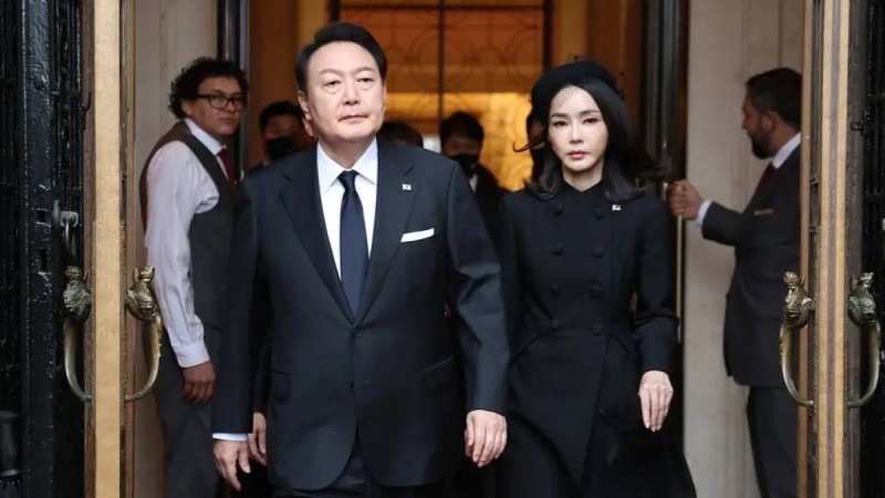 Оңтүстік Корея президентін тұтқындауға ордер берілді