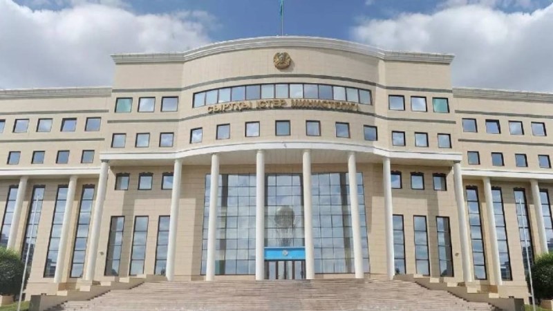 Лондонда Әзербайжан елшілігін шабуылдады: Қазақстанның СІМ мәлімдеме жасады