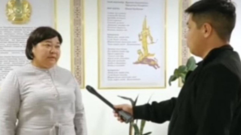 "Мен қайдан білейін?" Желіде ауыл әкімінің сұхбаты тарады (Видео)