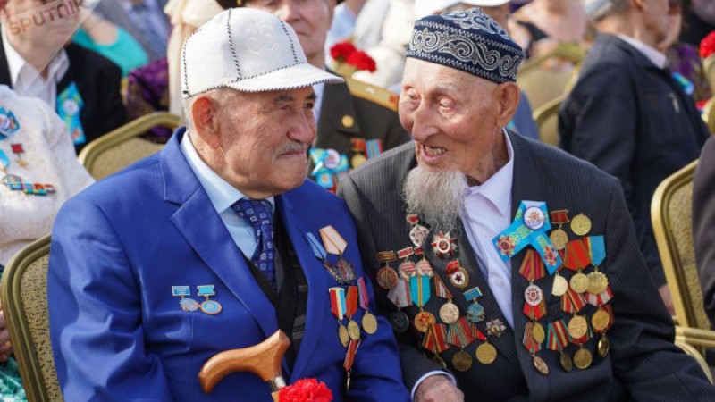 75 жыл: Байқоңырда ардагерлерге медаль табысталды