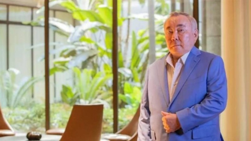 "Оның кім екенін білген жоқпын": Болат Назарбаевтың әйелі күйеуімен қалай танысқанын айтты