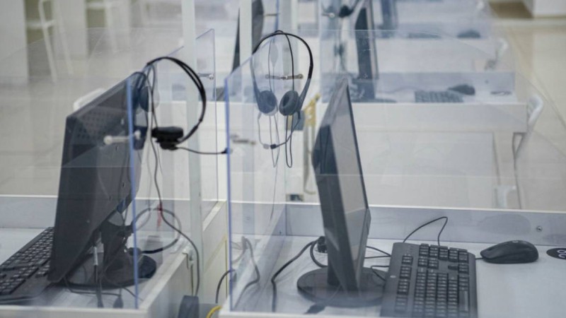 ҰБТ-дағы жанжал: Қабатовтың қызы қалай "Алтын белгі" алғаны тексерілді