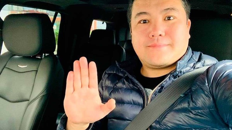 Тұрсынбек Қабатовқа сот үкімі шықты: Көмекшісі 4 жылға сотталып, өзі қомақты айыппұл арқалады