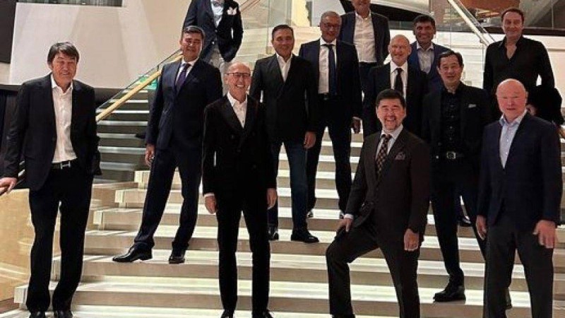 Жұмашовтың 12 досы: олигархтар The Ritz-Carlton мерейтойын қалай атап өтті