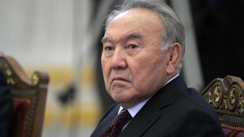 "Назарбаев тірі ме?" - қоғам қайраткері экс-президенттің денсаулығынп алаңдап, сауал жолдады