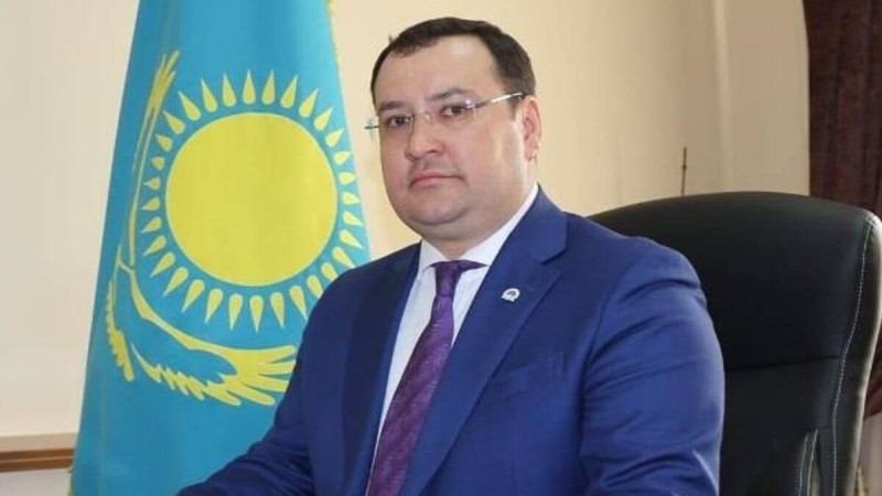 «Денесі әлі табылған жоқ»: Атырау облысында әкім суға батып кетті