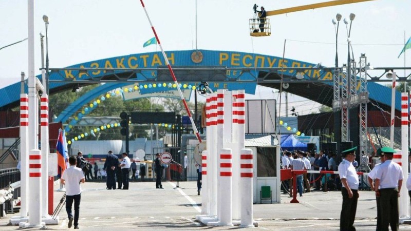 КНБ(ҰҚК) карантин кезеңінде елден кетуге шектеулер енгізді