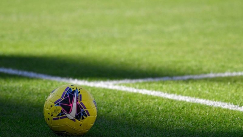 Әлем футболы аңыздарының бірі өмірден озды