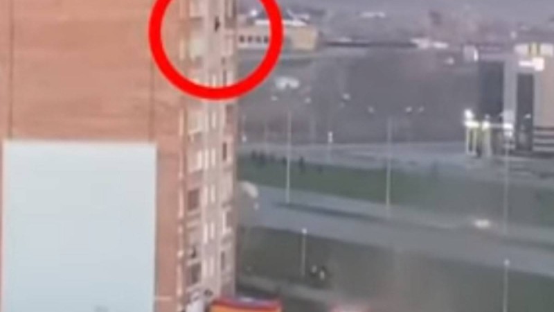 Өскеменде көп балалы әке өз-өзіне қол салмақшы болды - Қазақстан жаңалықтары