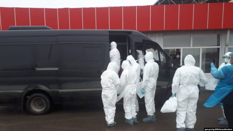 Үш күн бұрын Қытайдан эвакуацияланған студенттер карантиннен шықты