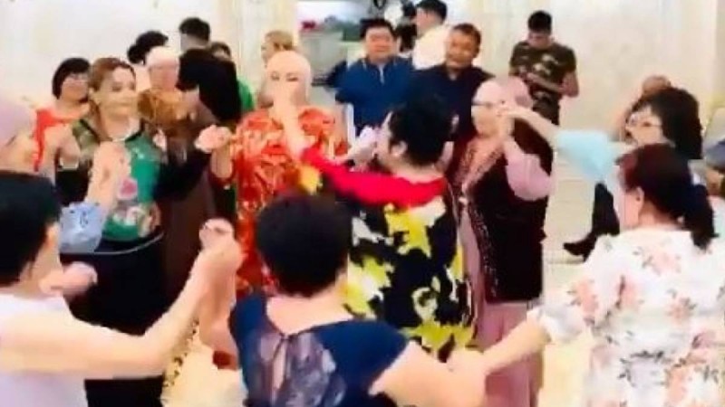 Карантинге қарамастан той жасаған Төреғалидың отбасы жазалануы мүмкін (ВИДЕО)