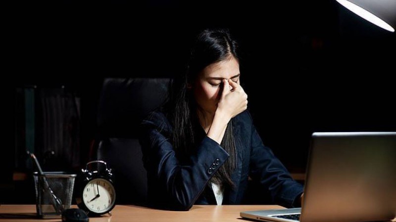 Бастығы артық жұмыс істете берген 23 жастағы қыз өліп кетті — Қытай