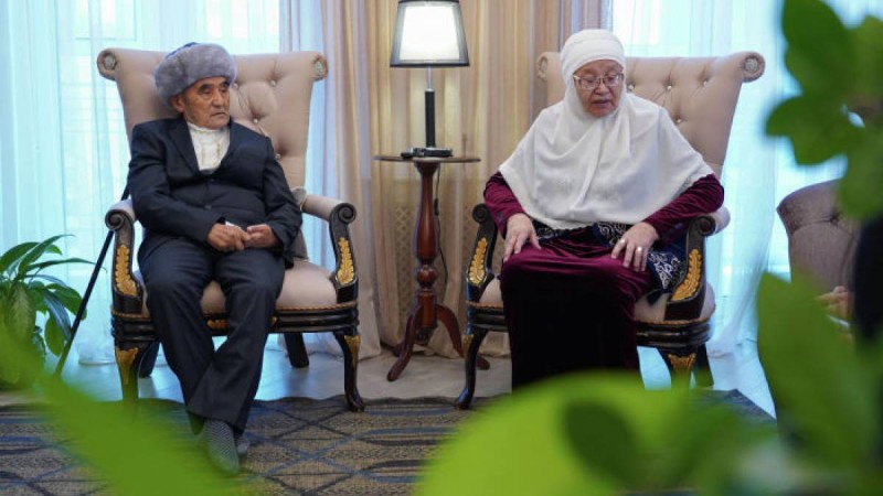 Астанада Қабдырашевтар әулеті гауһар тойын дүркіретіп тойлады