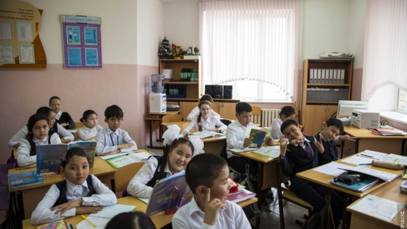 Білім министрлігі: Ата-аналардың өтінішімен балалар мектепте оқиды