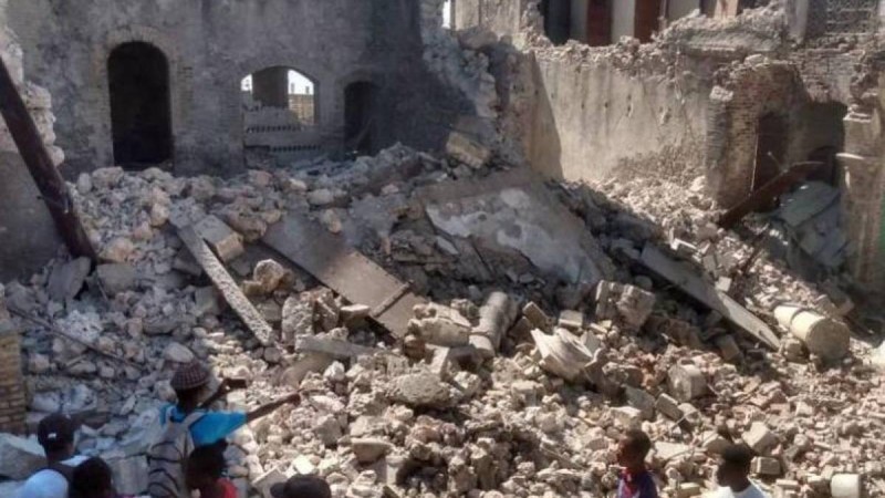 Гаитидегі 7,2 балдық жер сілкінісі: Көз жұмғандар саны өсіп 304 адамға жетті