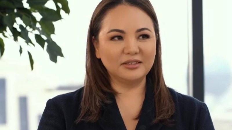 “90-жылдардағы бандит“. Атақты продюсер күйеуі жайлы ел білмейтін ақпаратты айтты