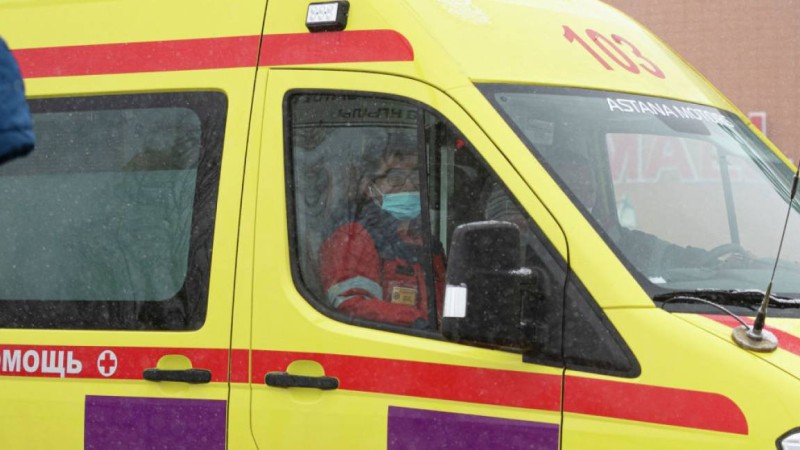Ақтауда жедел жәрдем келгенше 12 жастағы бала көшеде қайтыс болды