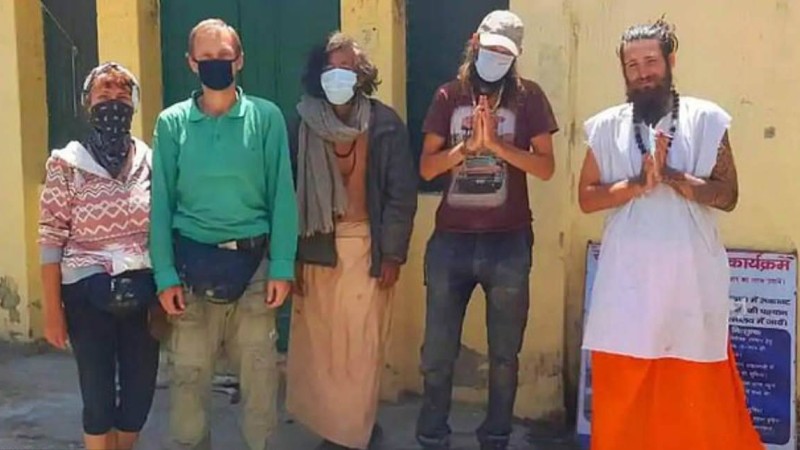 Елдеріне қайта алмай қалған алты турист үңгірде тұруға мәжбүр болған - Қазақстан жаңалықтары