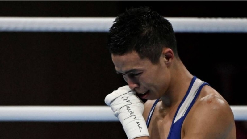 Сәкен Бибосынов ота жасатқанын мәлімдеді