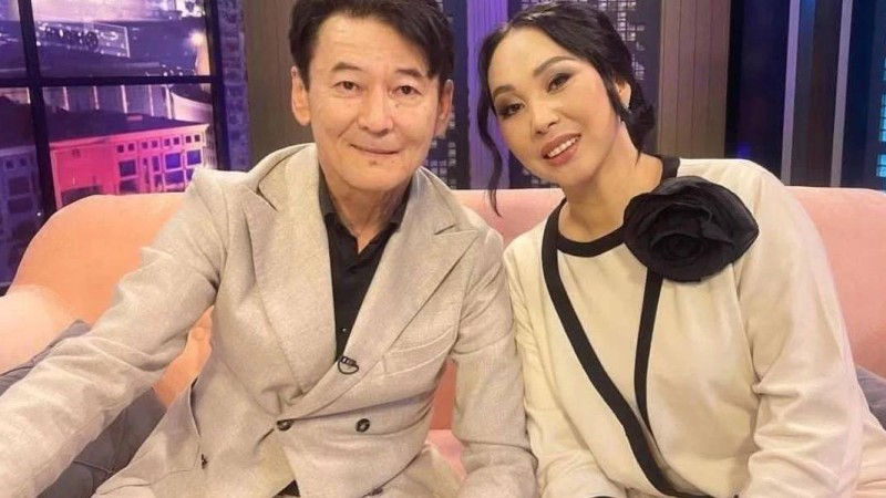 "Ертегілер елінде жүргендейміз": Қыдырәлі мен Қарақаттың тойы желіде талқыланып жатыр