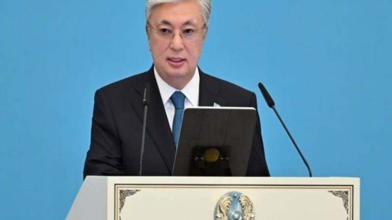 Тоқаев Қазақстан халқын Республика күнімен құттықтады