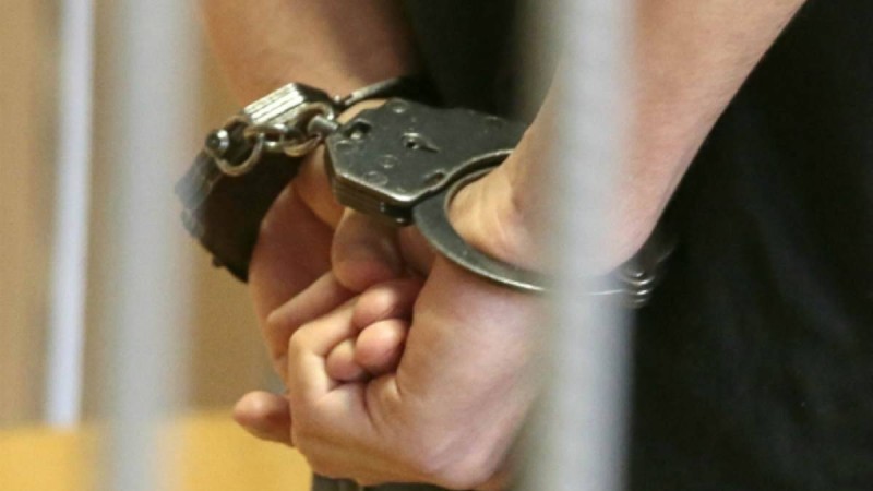 Текеліде өзенмен қашқан жемқор шенеунік айыппұл төлеп құтылды