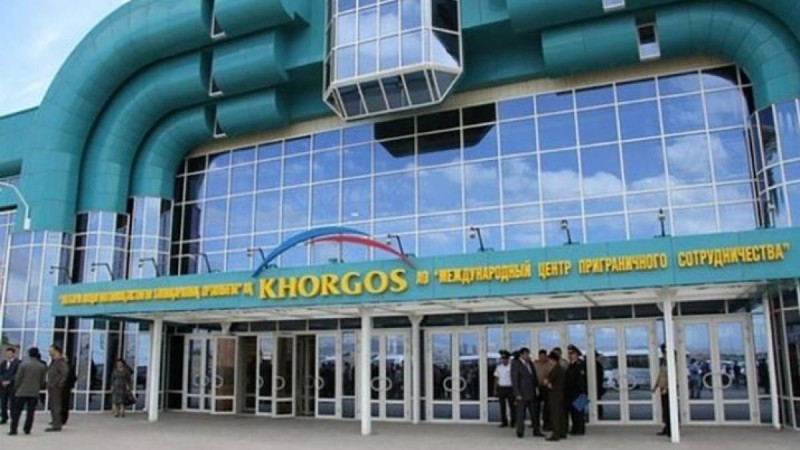 Қытайға ақшамен өткізген: Алматы облысында лауазымды тұлғалар ұсталды