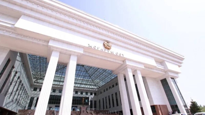 Сенат Жоғарғы соттың судьяларын қызметінен босатты
