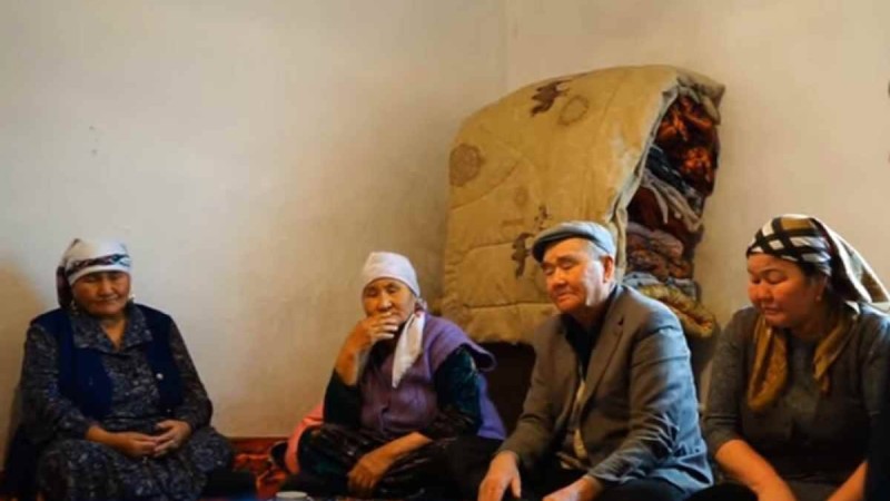 Бір отбасының асыраушысы көз жұмды: Отырарда мас жүргізушісі көп балалы әкені қағып өлтірді - Қазақстан жаңалықтары