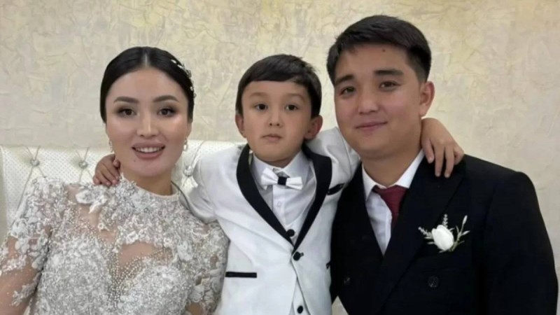 "Тұрмысқа таяқ жеу үшін шыққан жоқпын": Ринат Шамшырақтың бұрынғы әйелі ажырасу себебін айтты