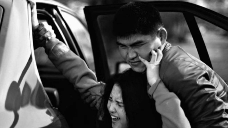 Таразда досымен бірге қыз алып қашқан жігіт ұзақ мерзімге сотталды