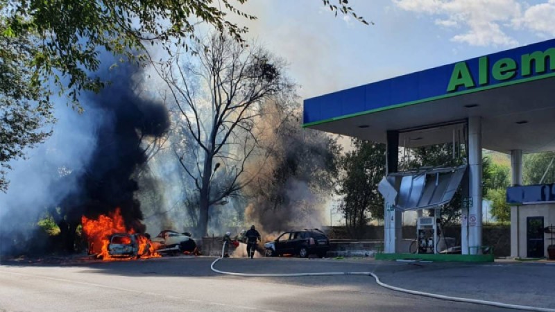 Алматы облысында жол апаты салдарынан жанармай бекеті мен екі көлік жарылып кетті