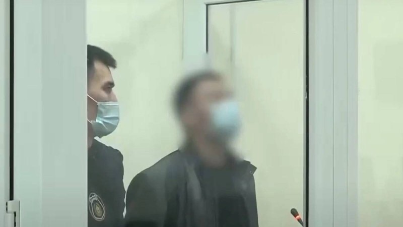 Оралда 75 миллион теңге пара алған кеден қызметкеріне үкім шықты