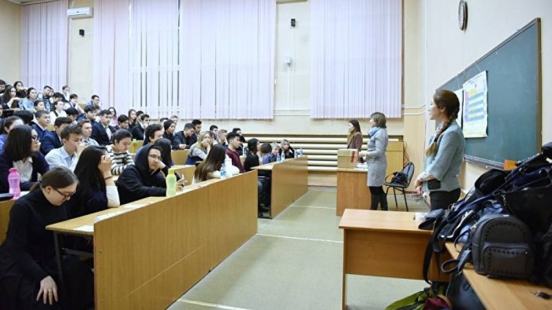 Өзбекстан билігі Қазақстандағы студенттерін кері қайтарып жатыр