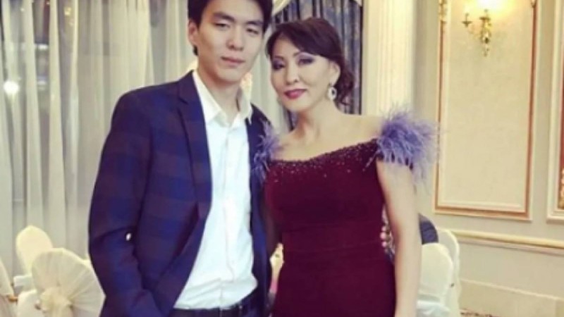 Қарсы емеспін, уайымдаймын: Айгүл Иманбаеваның ұлы анасының тұрмысқа шығуына қатысты ойын айтты