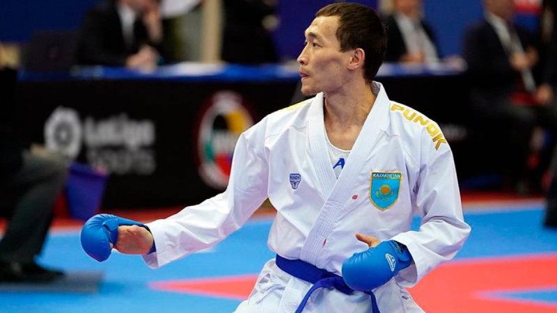 Токио-2020: Дархан Асадилов алғашқы жекпе-жегінде жеңіске жетті
