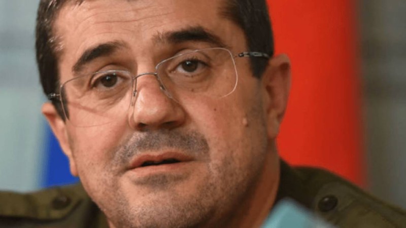 БАҚ: Әзербайжан Таулы Қарабақ "президенттерін" бірінен соң бірін қолға түсірді