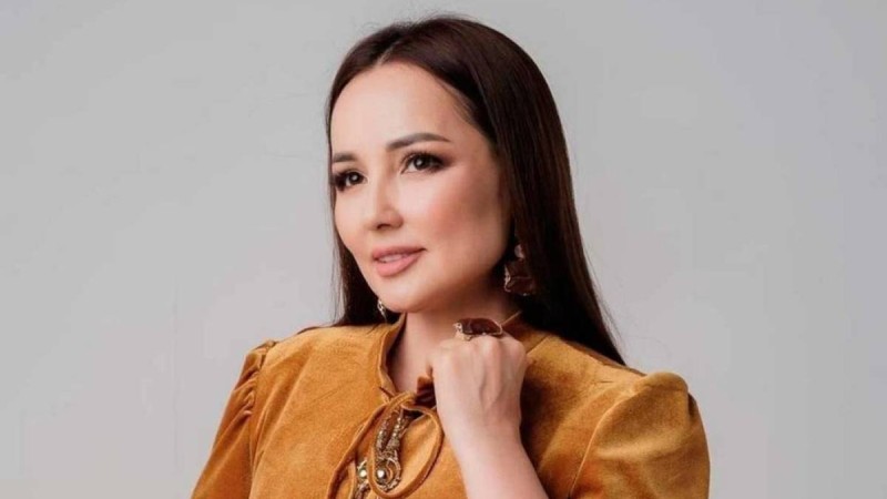 "Шубасыз баруға ұялмайсың ба?" - Жазира Байырбекова "норка шуба" киюден толықтай бас тартқанын айтты