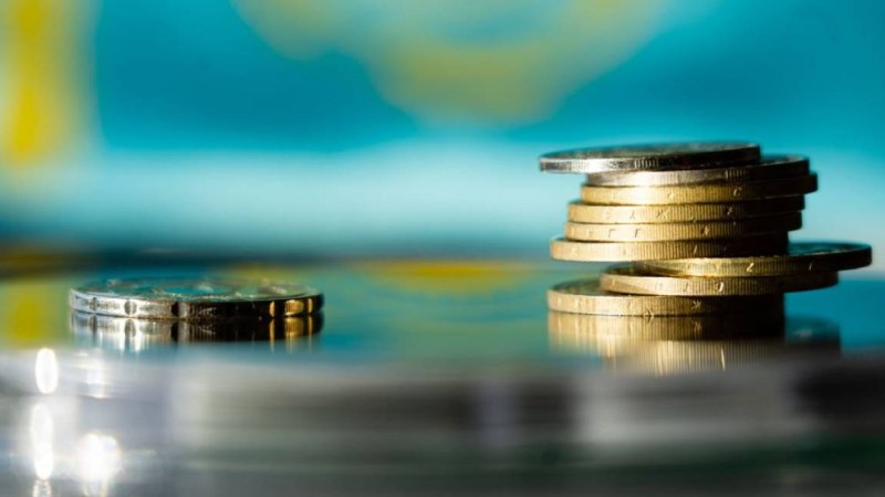 Министрлік тамыз айында кімдер 63 мың теңге алатынын айтты