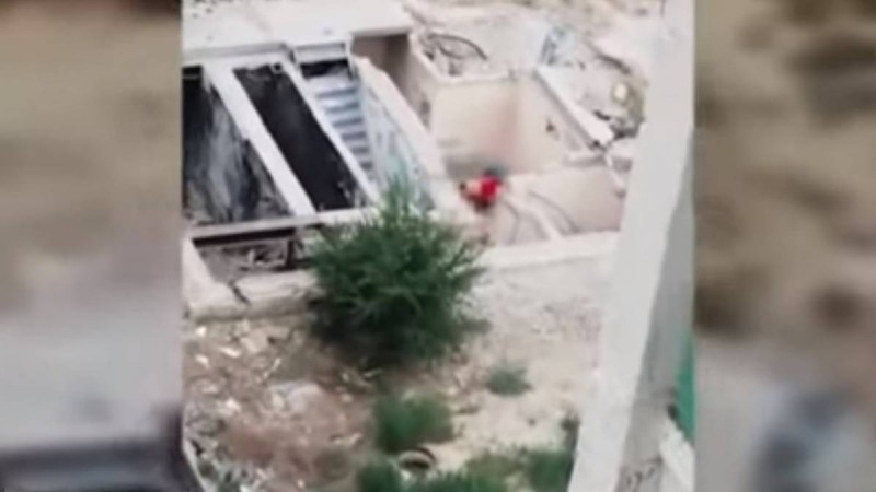 Анайы ойын ойнаған жеткіншектердің видеосы тарады (ВИДЕО)