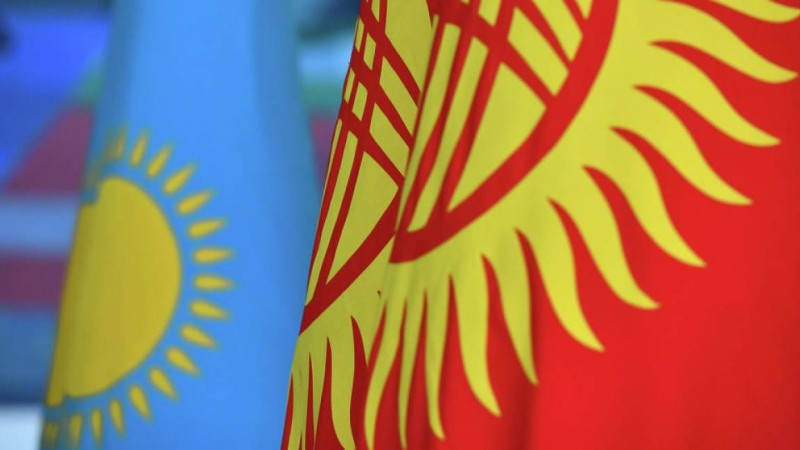 Қаралы күн: Тоқаев Қырғызстан президентіне көңіл айтты