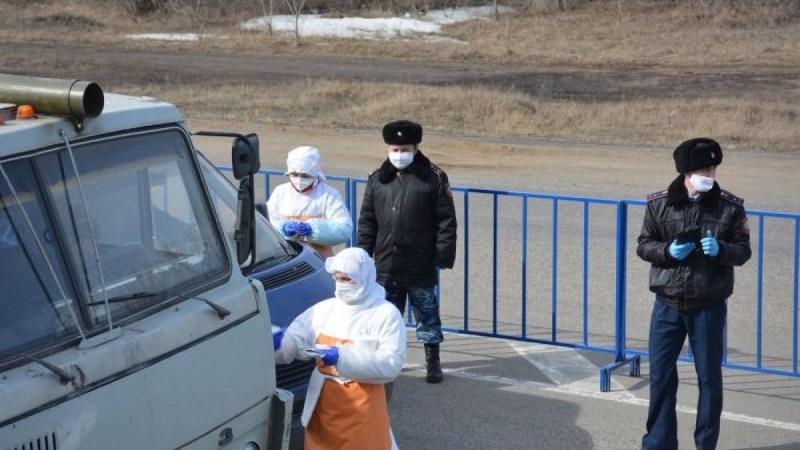 Қостанай облысында полицей көршісінен коронавирус жұқтырып алды  