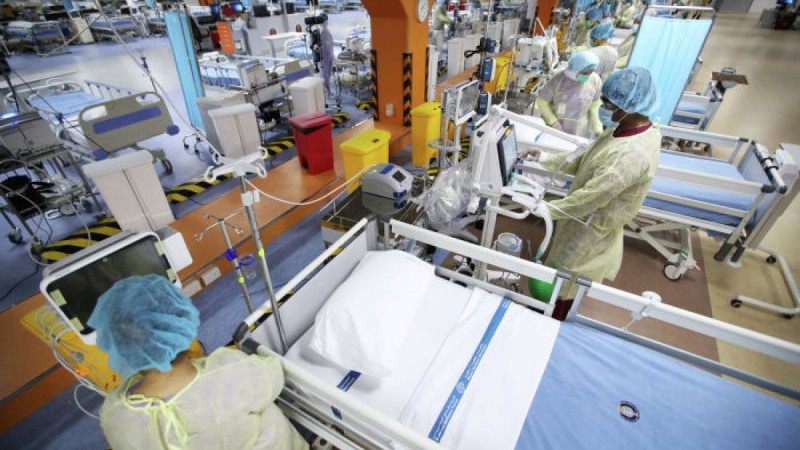 Алматыда тағы 17 медицина қызметкері індетке шалдықты