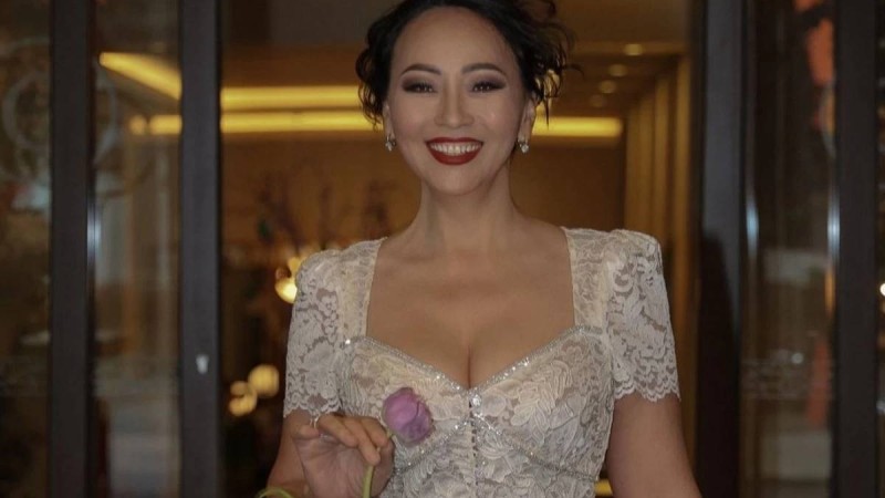 "Бірінші рет нәзік жанды екенімді ұқтым": Айгүл Иманбаева күйеуінің ерекше қасиетін айтты