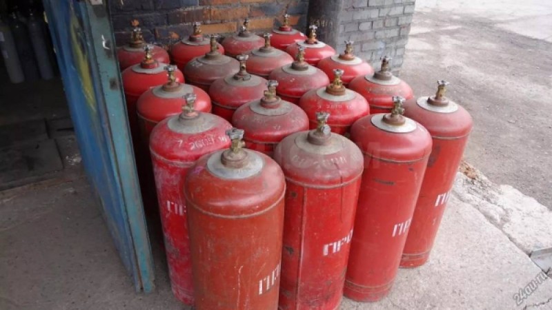 Ақтауда газ баллоны жарылып, ер адам көз жұмды