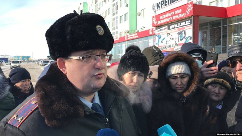 Ақтөбеде қаржы пирамидасының салымшылары ақшасын қайтаруды талап етті