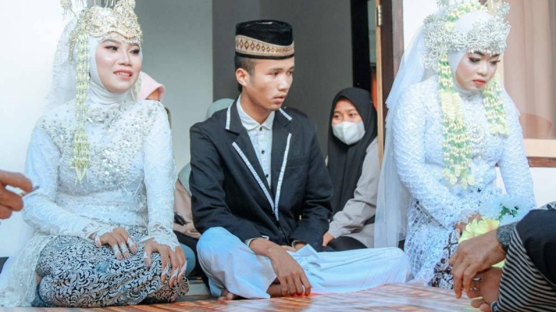 Бұрынғы жігітінің үйлену тойына келген қыз екінші әйелі болып кетті