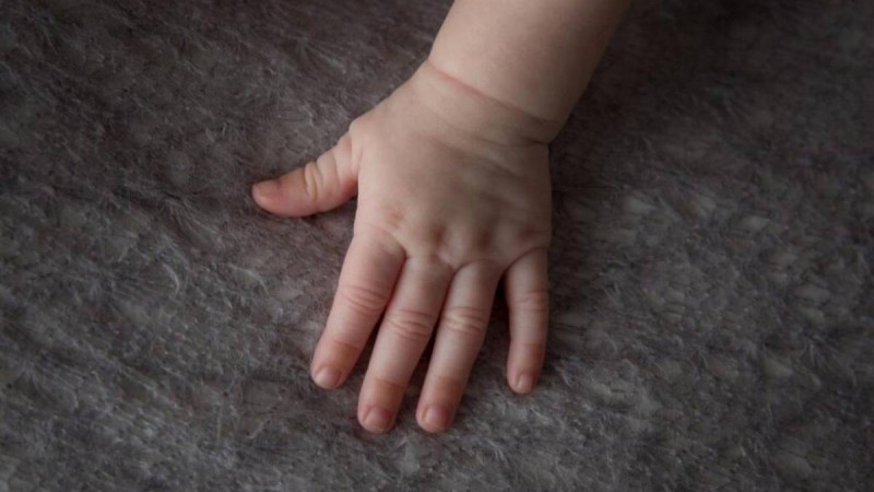 «Ұрып өлтірген»: Алматыда 4 жасар бала өгей әкесінің қолынан көз жұмды